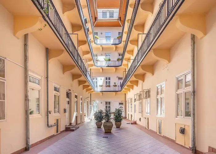 Διαμέρισμα Cityscape Budget Revay